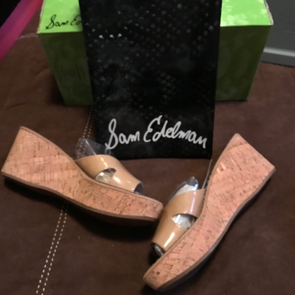 COPY - Versatile nude wedge slide - Picture 1 of 4